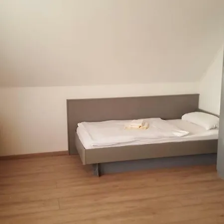 Homestay Private Room's Sana *